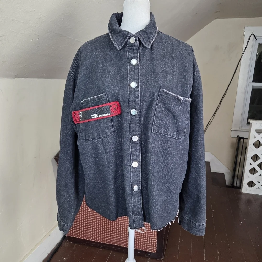 Custom Distressed Black Denim Jacket Black‎ Dog Graphic Grunge Streetwear Size L